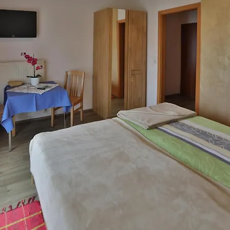 Han/Misafirhane Bader Deutsch Goritz